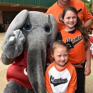 Meet your Posher, Derrick